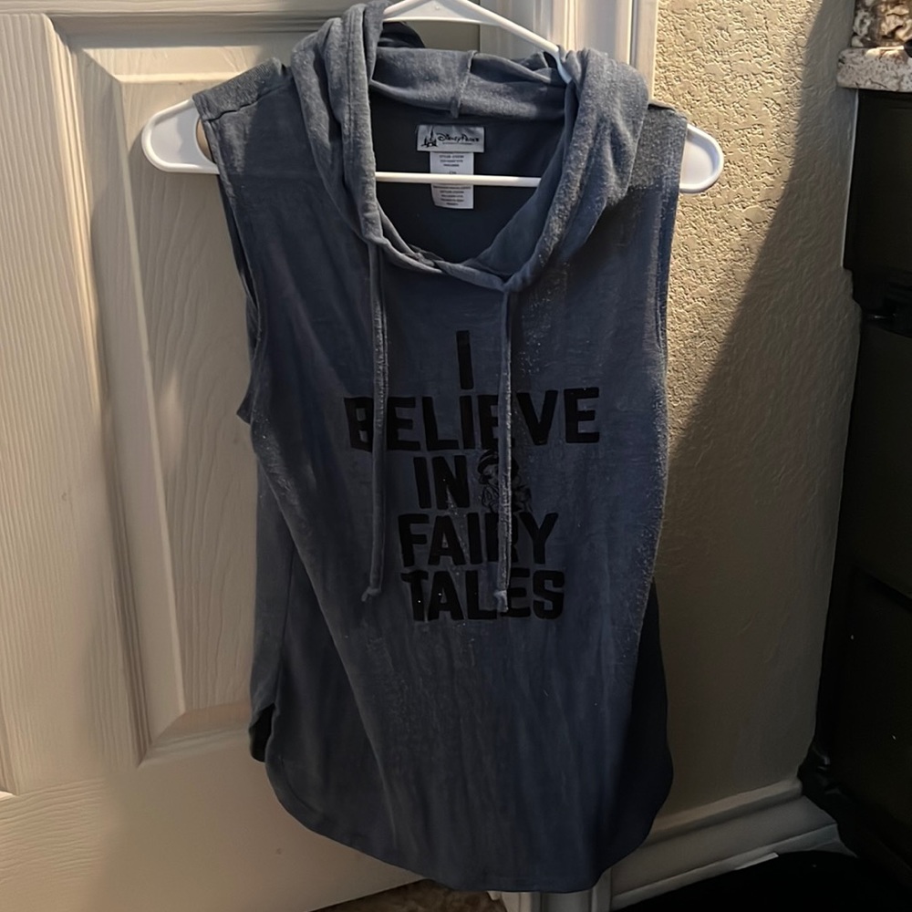 Disney Parks Snow White sleeveless shirt with a hood